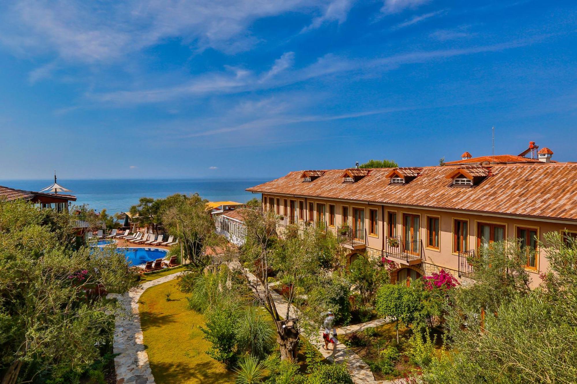 Palace Hotel Olive Odore Küçükkuyu Eksteriør billede