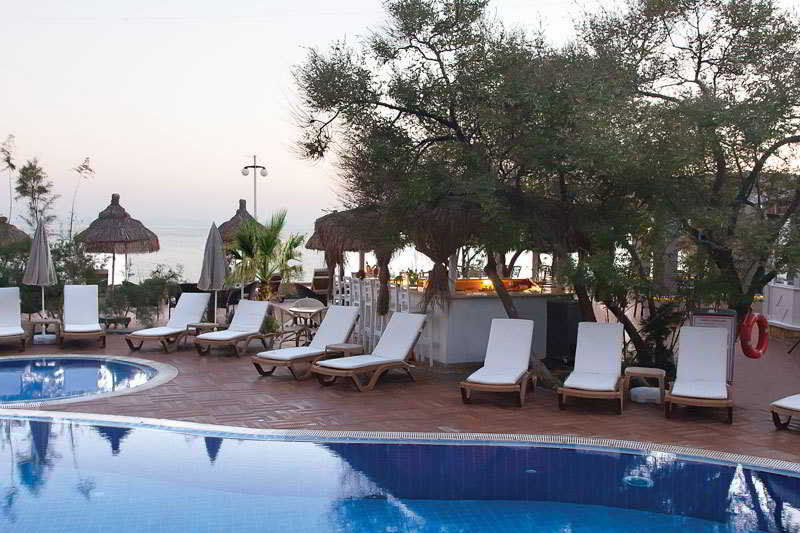 Palace Hotel Olive Odore Küçükkuyu Eksteriør billede